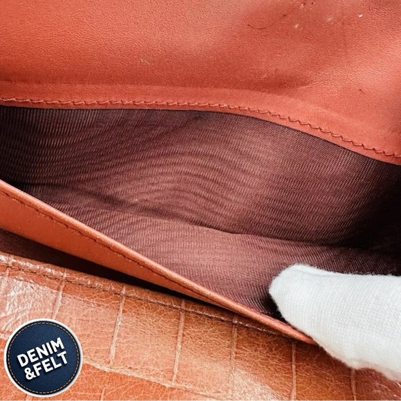 MIU MIU Vintage Camel Brown Leather Crocodile Embossed Clasp Long Wallet 🤎 - Picture 8 of 12